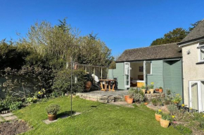 Garden Room in Hockworthy